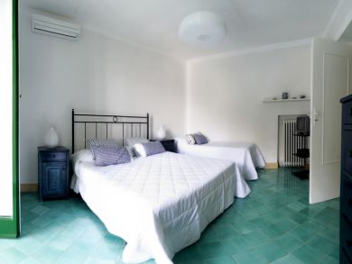 Bedroom 1 with Queen & SIngle Beds