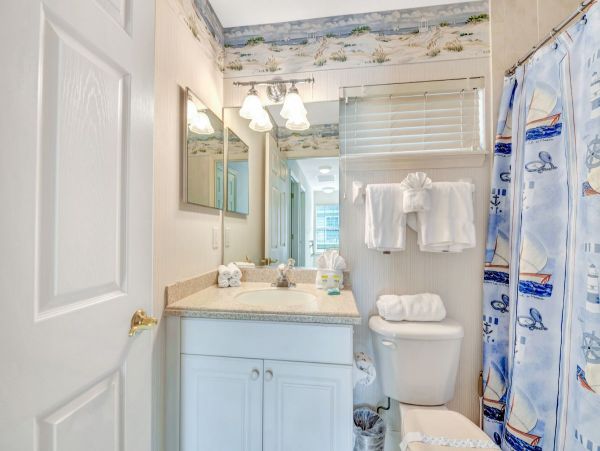Anna Maria Island 3 Bedroom Holmes Beach Vacation Rental
