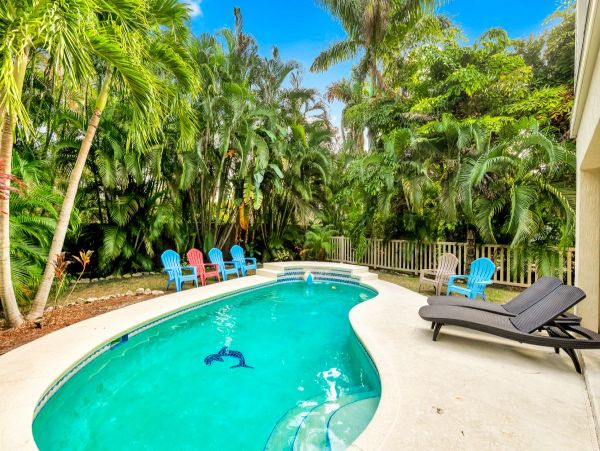 Anna Maria Island 3 Bedroom Holmes Beach Vacation Rental