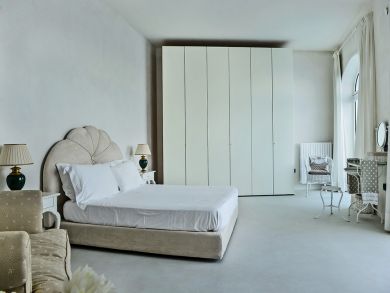 Master Bedroom with Queen Bed Master Bedroom with Queen Bed