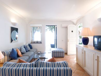 Guest House Living Area