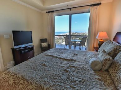Destin Penthouse with Views of Gulf