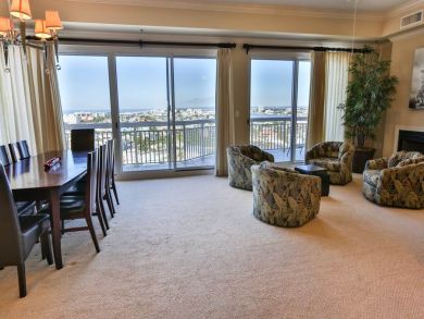 Destin Penthouse with Views of Gulf