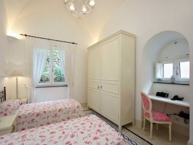 Twin Beds in Fifth Bedroom