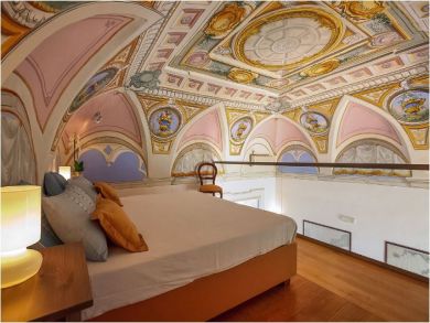 Queen Master Bedroom