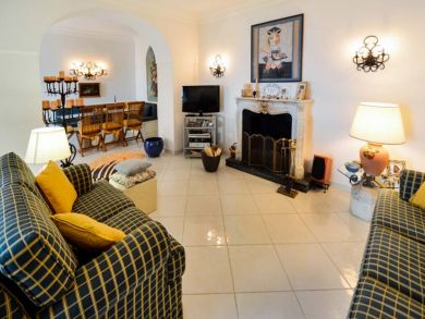 Living & Dining Area