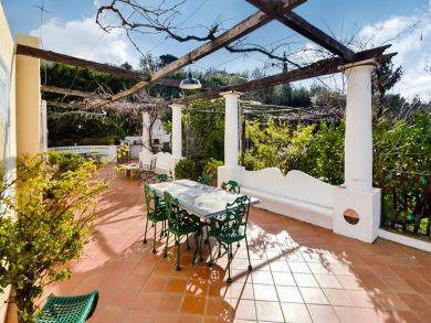 Outdoor Dining Area
