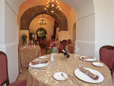 Dining Area Dining Area