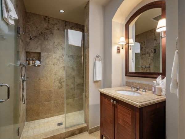Wailea Luxury Vacation Rental Sleeps Six