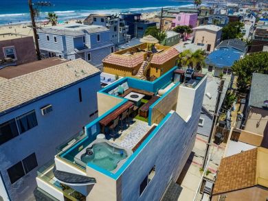 Four Bedroom Mission Beach Vacation Home Sleeps 12 Guests