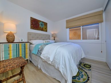 Bedroom 2 with Queen Bed