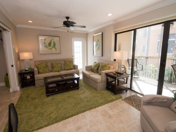 Beach Condo 2 Bedrooms in Bradenton Beach Sleeps 4 Guests