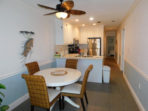 Two Bedroom Condo on the Beach in Anna Maria