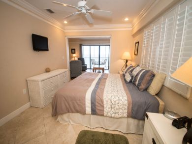 Anna Maria Direct Beach Condo Gulf Views Pool - additional view, photo 2