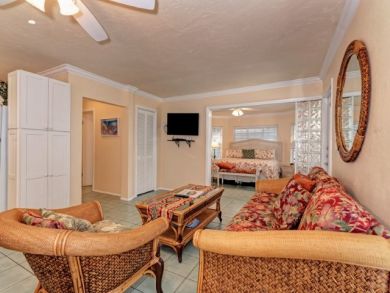 Anna Maria 2 Bedroom Vacation Unit Short Walk to Beach Anna Maria 2 Bedroom Vacation Unit Short Walk to Beach