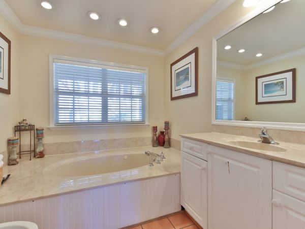 Anna Maria Island Holmes Beach Condo 886184
