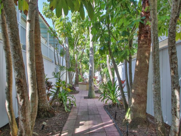 Two Bedroom Vacation Rental in Bradenton Beach