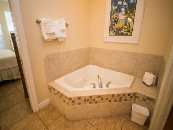 Lovely 1 Bedroom Vacation Condo