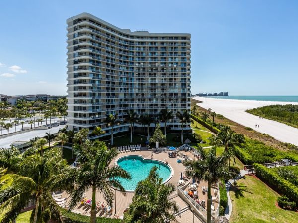 Exquisite Beachfront Condo on Marco Island - Your Perfect Retreat