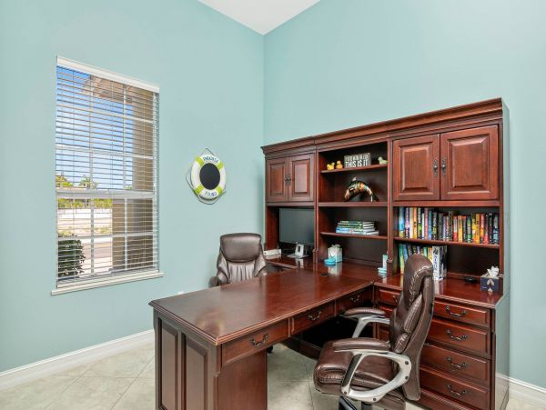 Marco Island Luxury Vacation Rental Pool Home Walk to Beach