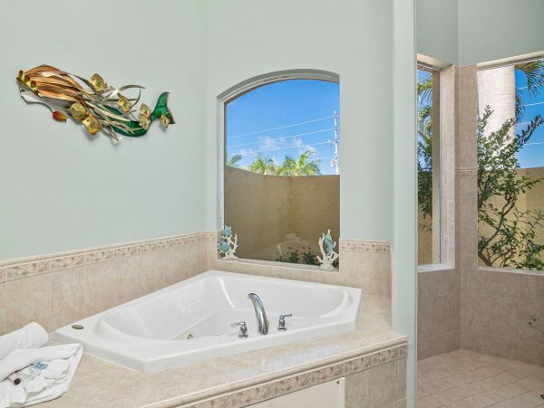 Marco Island Luxury Vacation Rental Pool Home Walk to Beach