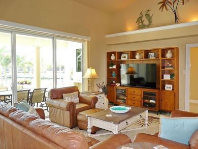 Spacious Living Area with Flat Screen TV