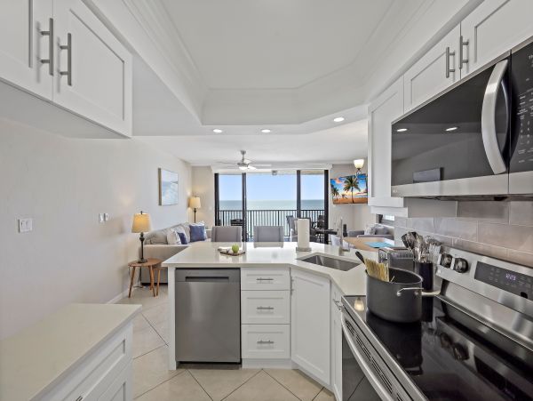 Marco Island  Luxury with Gulf Views