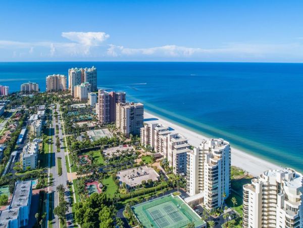Marco Island Vacation Rental Two bedroom Plus Den