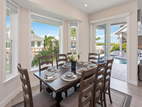 Marco Island Stunning Vacation Home Private Pool & Boat Dock