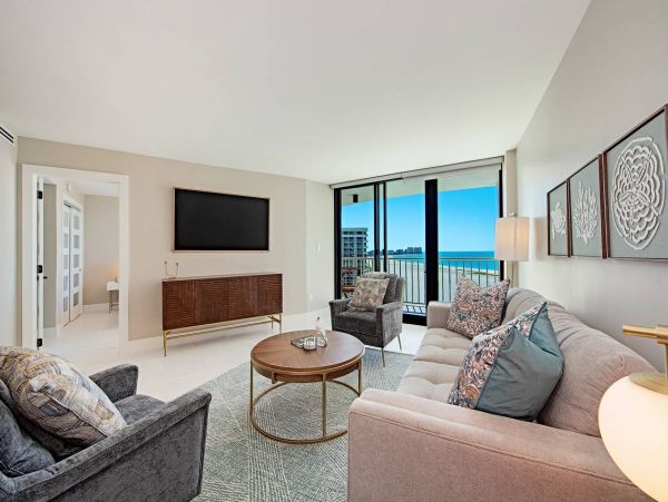 Marco Island Luxury Condo with Gulf Views - Your Perfect Getaway