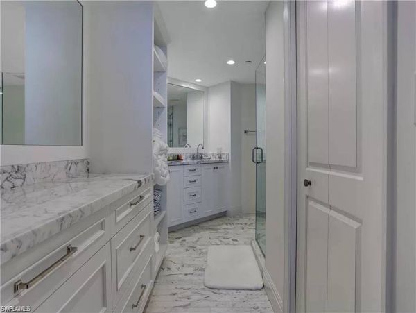 Beachfront Condo with 2 Bedrooms & Full Ocean Views