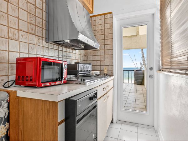Redington Beach Vacation Rental Home with Beachfront Pool