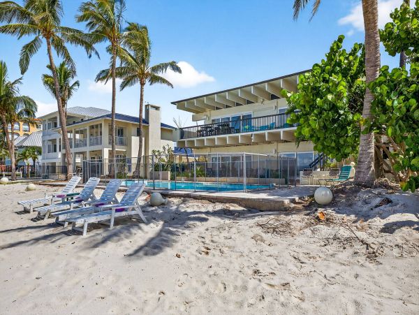 Redington Beach Vacation Rental Home with Beachfront Pool