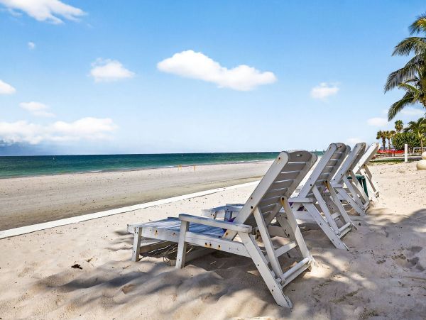 Redington Beach Vacation Rental Home with Beachfront Pool