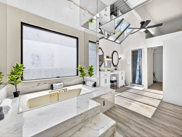 Redington Beach Vacation Rental Home with Beachfront Pool