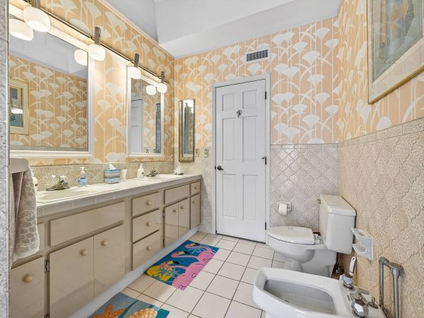 Redington Beach Vacation Rental Home with Beachfront Pool