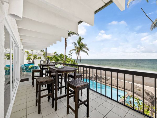 Redington Beach Vacation Rental Home with Beachfront Pool