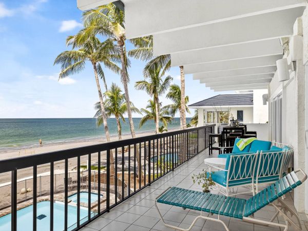 Redington Beach Vacation Rental Home with Beachfront Pool
