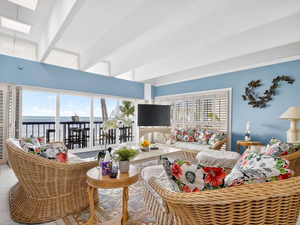 Redington Beach Vacation Rental Home with Beachfront Pool
