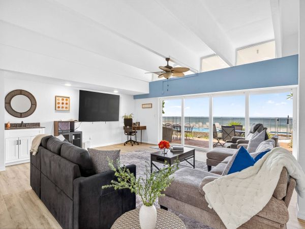 Redington Beach Vacation Rental Home with Beachfront Pool