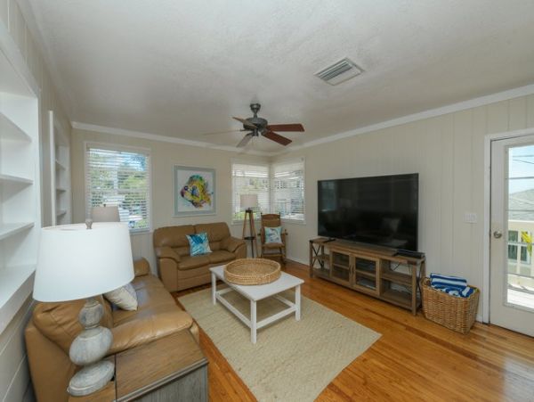 Anna Maria - One House From The Beach 4 Bedrooms Sleeps 10