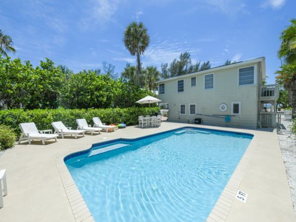 Anna Maria - One House From The Beach 4 Bedrooms Sleeps 10
