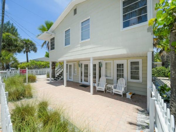 Anna Maria - One House From The Beach 4 Bedrooms Sleeps 10
