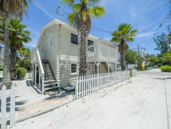Anna Maria - One House From The Beach 4 Bedrooms Sleeps 10