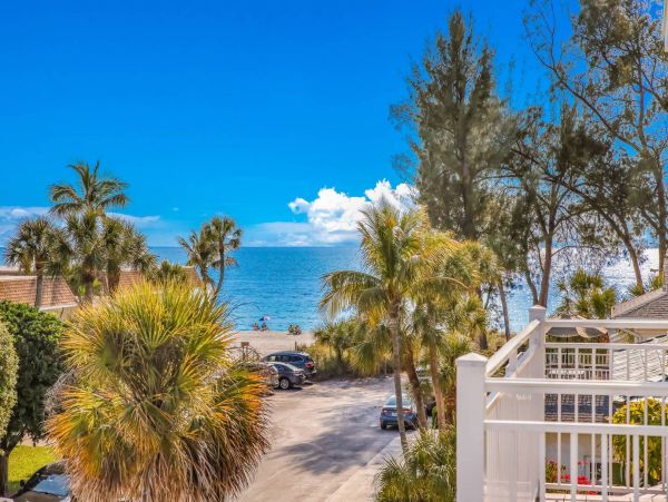 Anna Maria Island Five Bedroom Luxury Vacation Rental