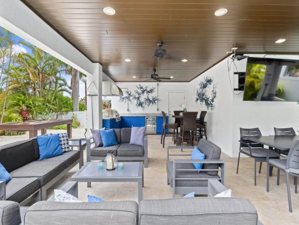 Anna Maria Island Five Bedroom Luxury Vacation Rental