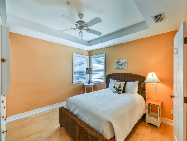 Luxury Captiva Five Bedroom Vacation Rental With Pool