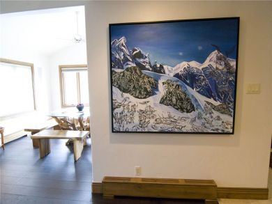 Three Bedroom Lionshead Ski Accommodation- Walk to Lifts