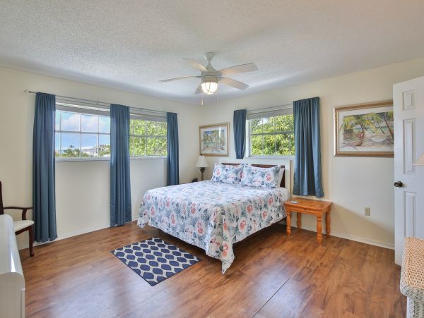 Four Bedroom Anna Maria Rental on Bay Great Views Boat Dock