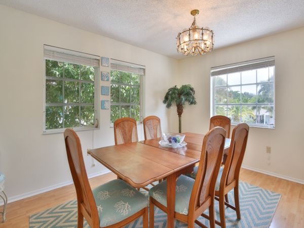 Four Bedroom Anna Maria Rental on Bay Great Views Boat Dock